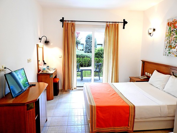 Tiana Beach Resort Standart Oda